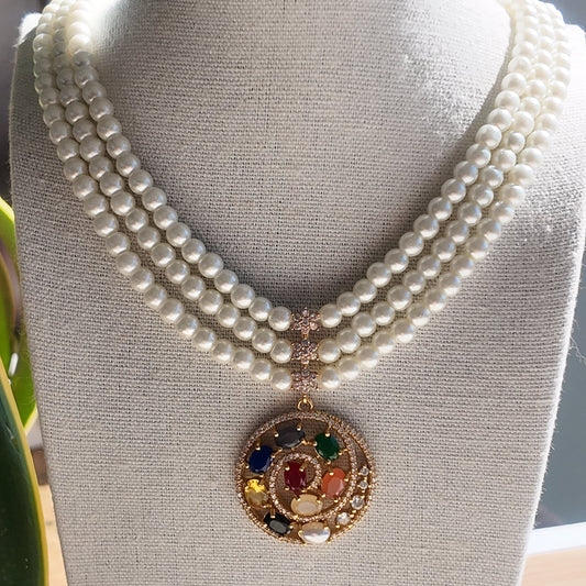 Zehnat Pearl Necklace Set
