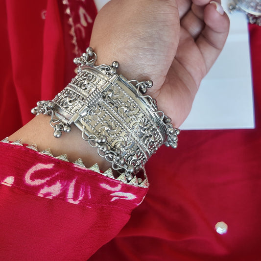 Oxidised Silver Kade