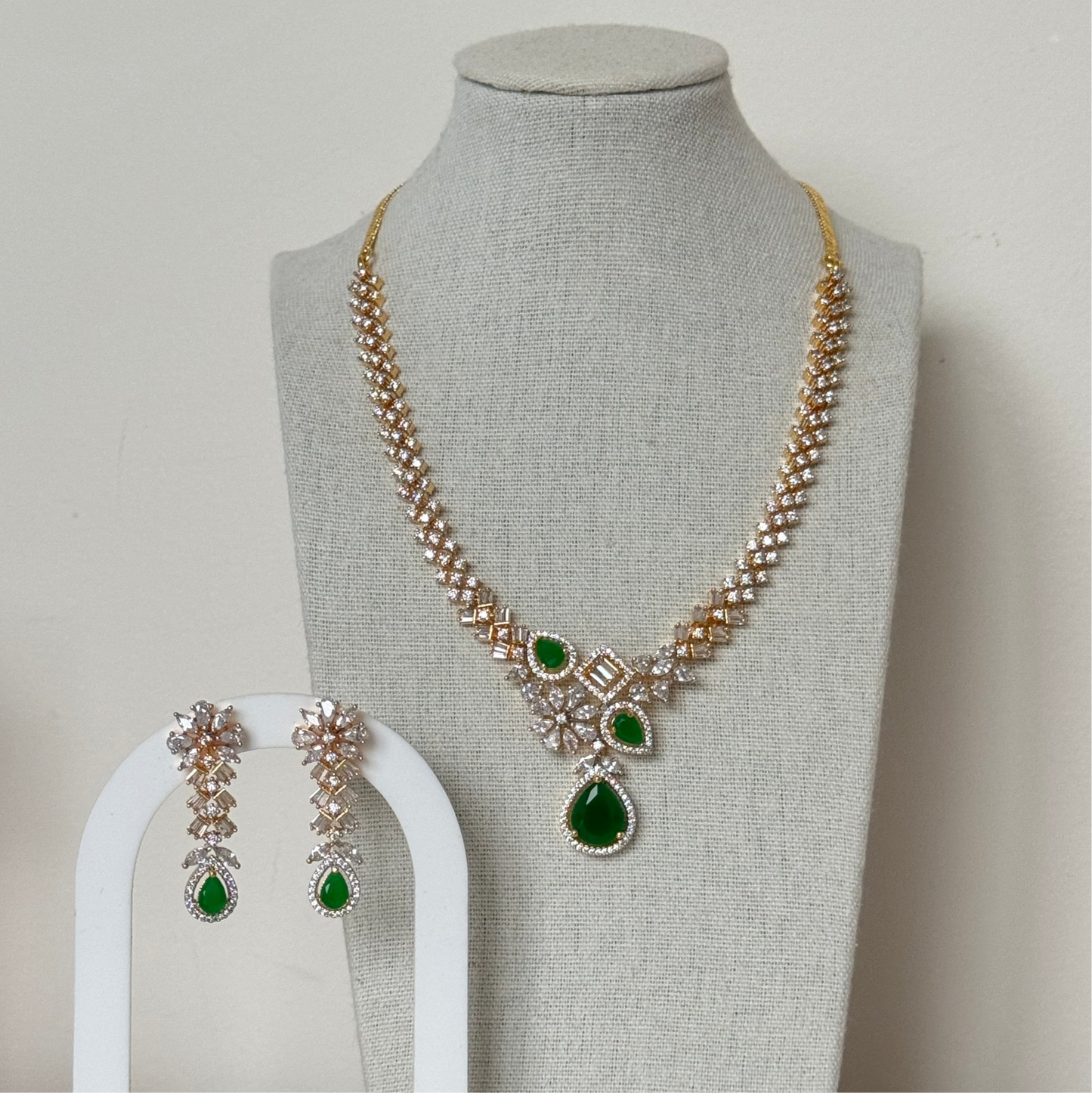 Emerald Ad Set
