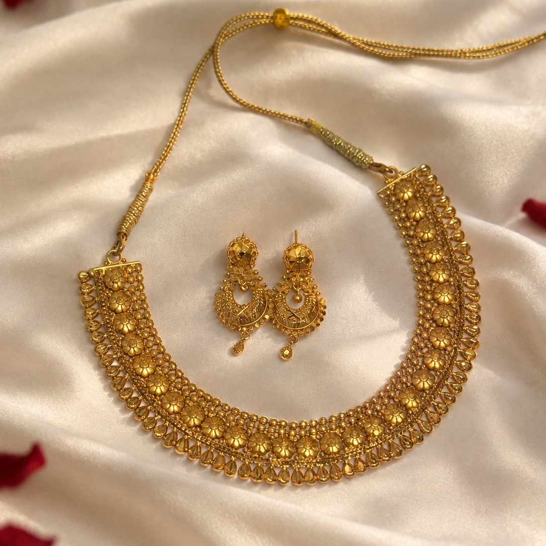 Blossom Necklace Set