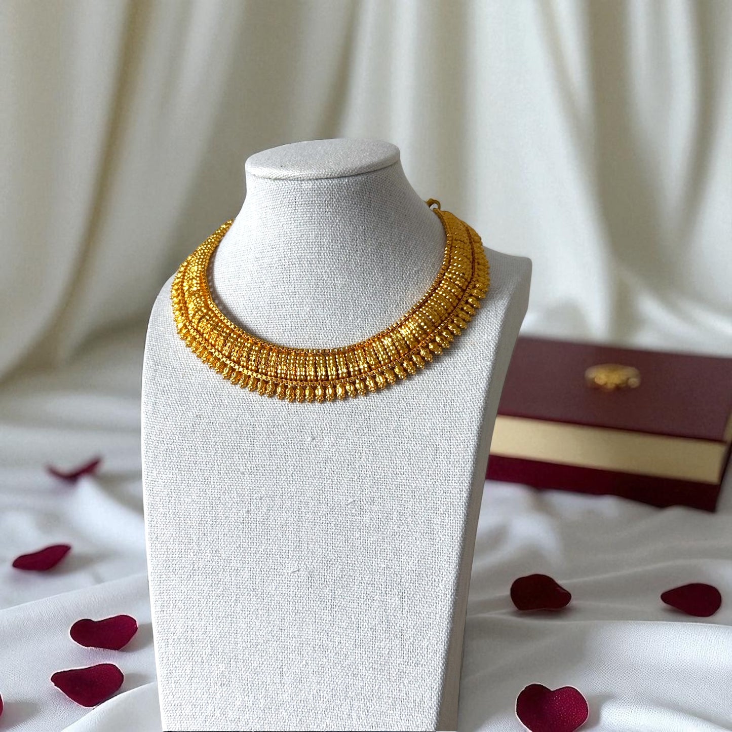 Raanjha Necklace Set